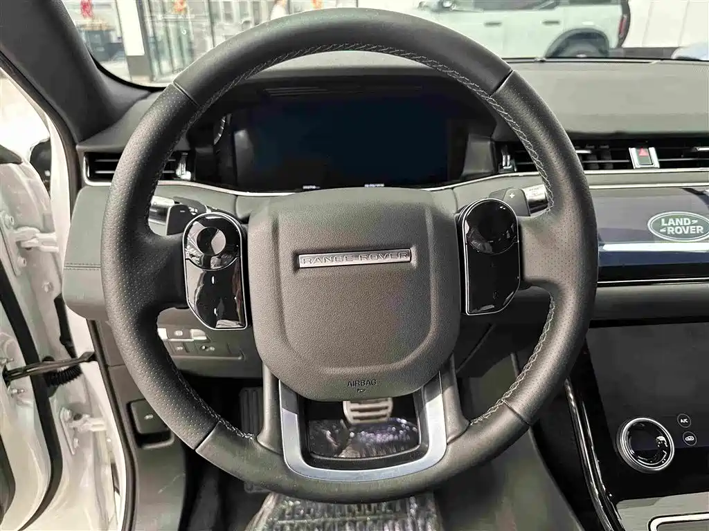 Land Rover Evoque — миниатюра 7