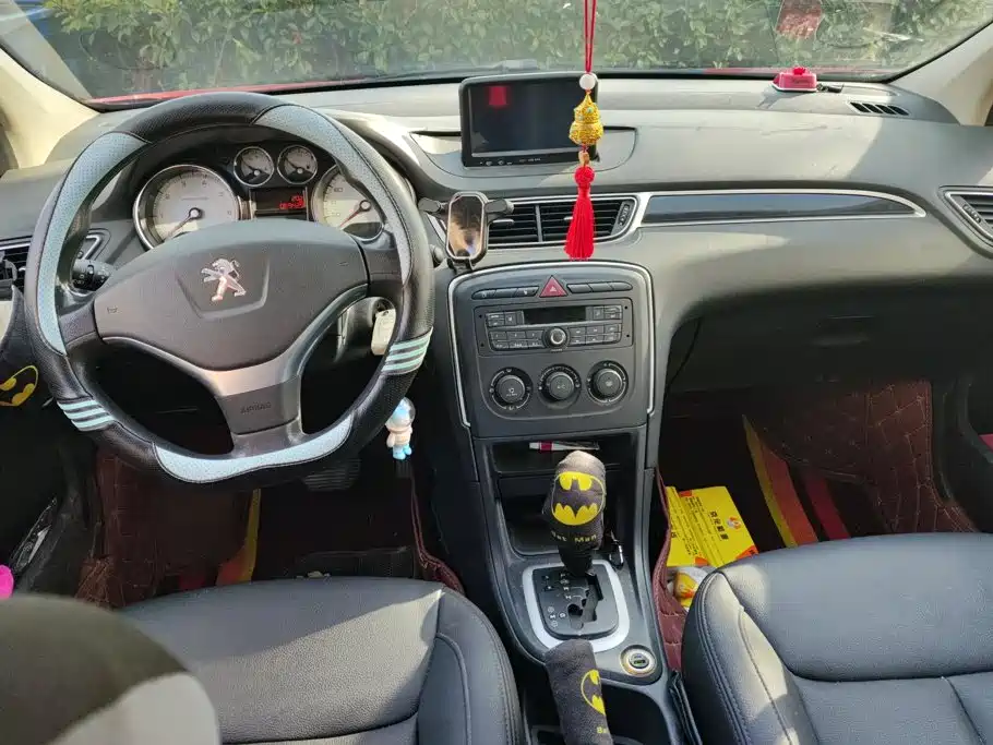 Peugeot 308 — миниатюра 12