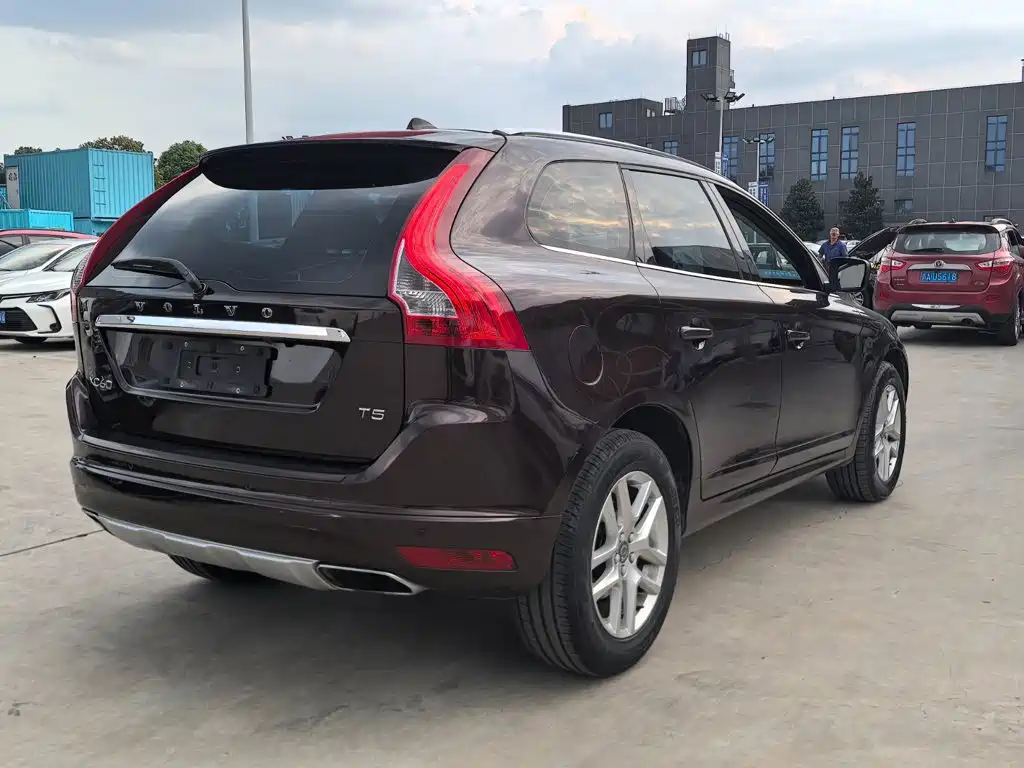 Volvo XC60 — миниатюра 8