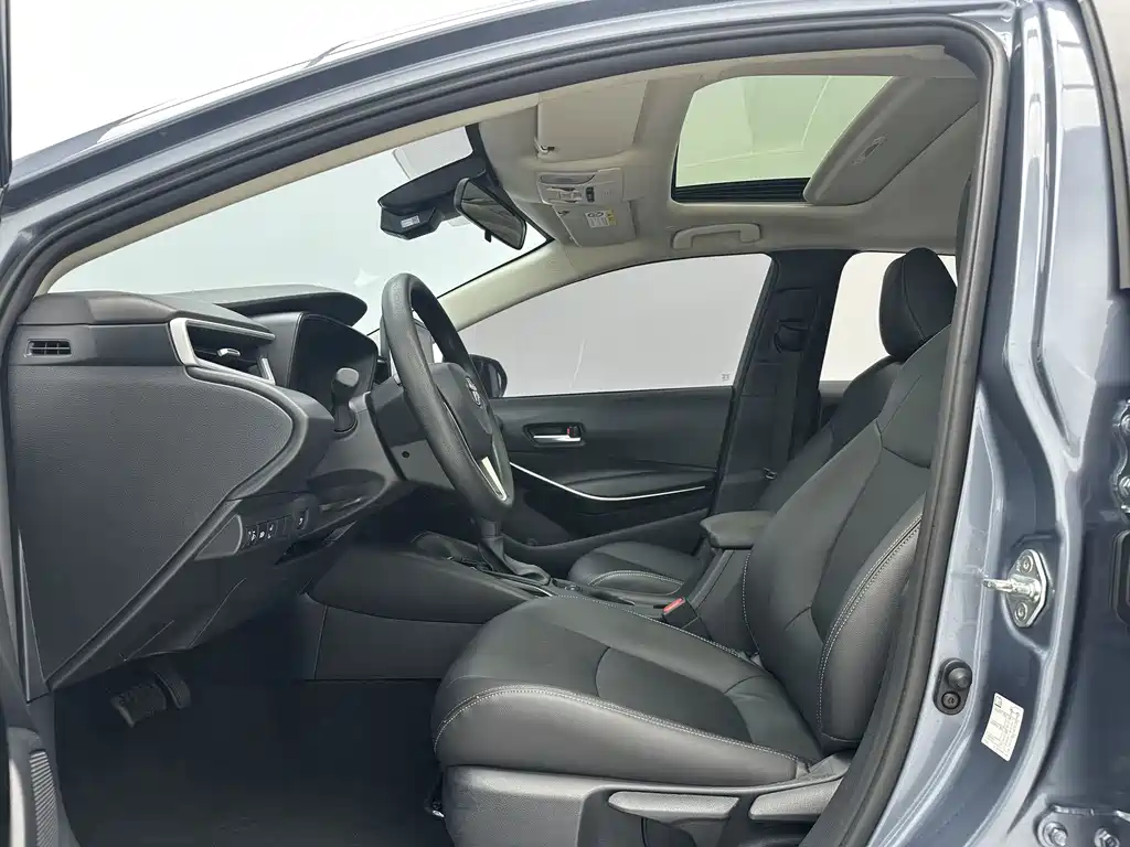 Toyota Corolla Hybrid 1.8L E-CVT Elite Edition, фото 5