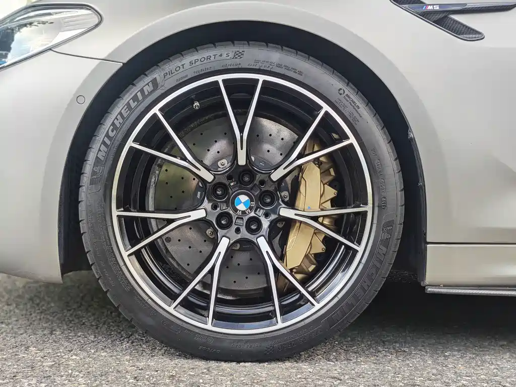 BMW M5 — миниатюра 14