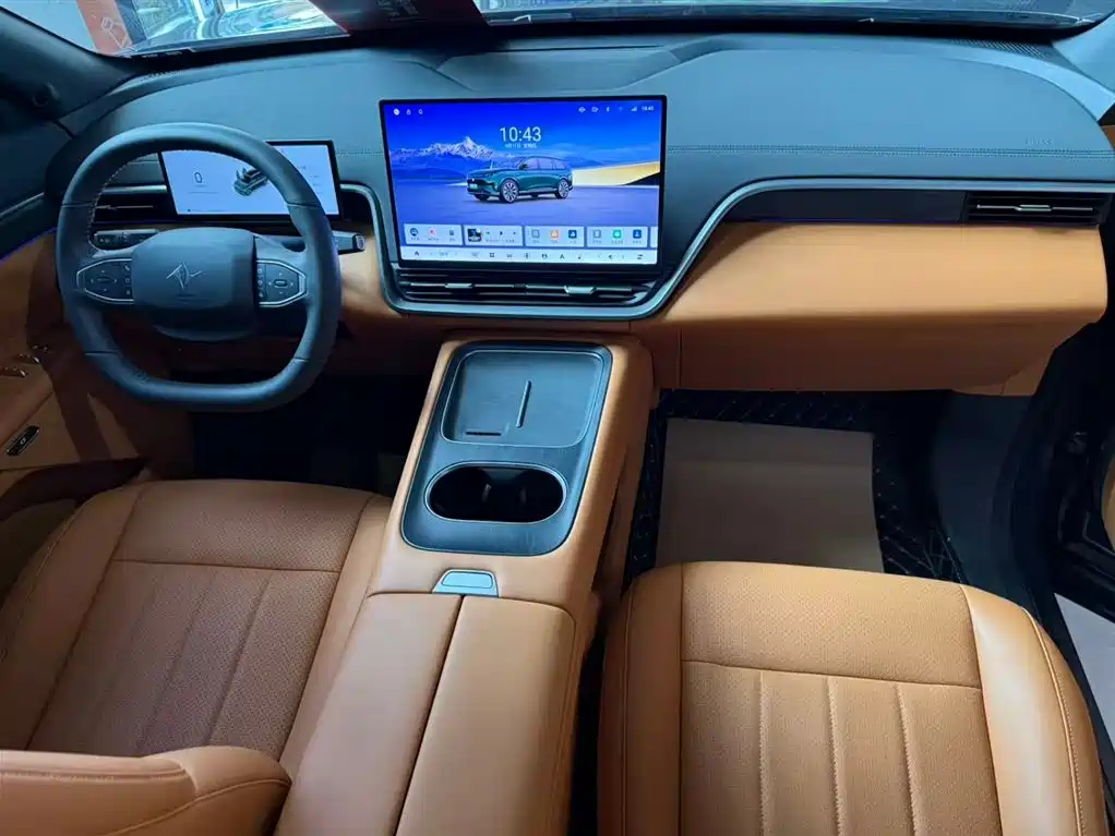 Dongfeng eπ008 2026 мест