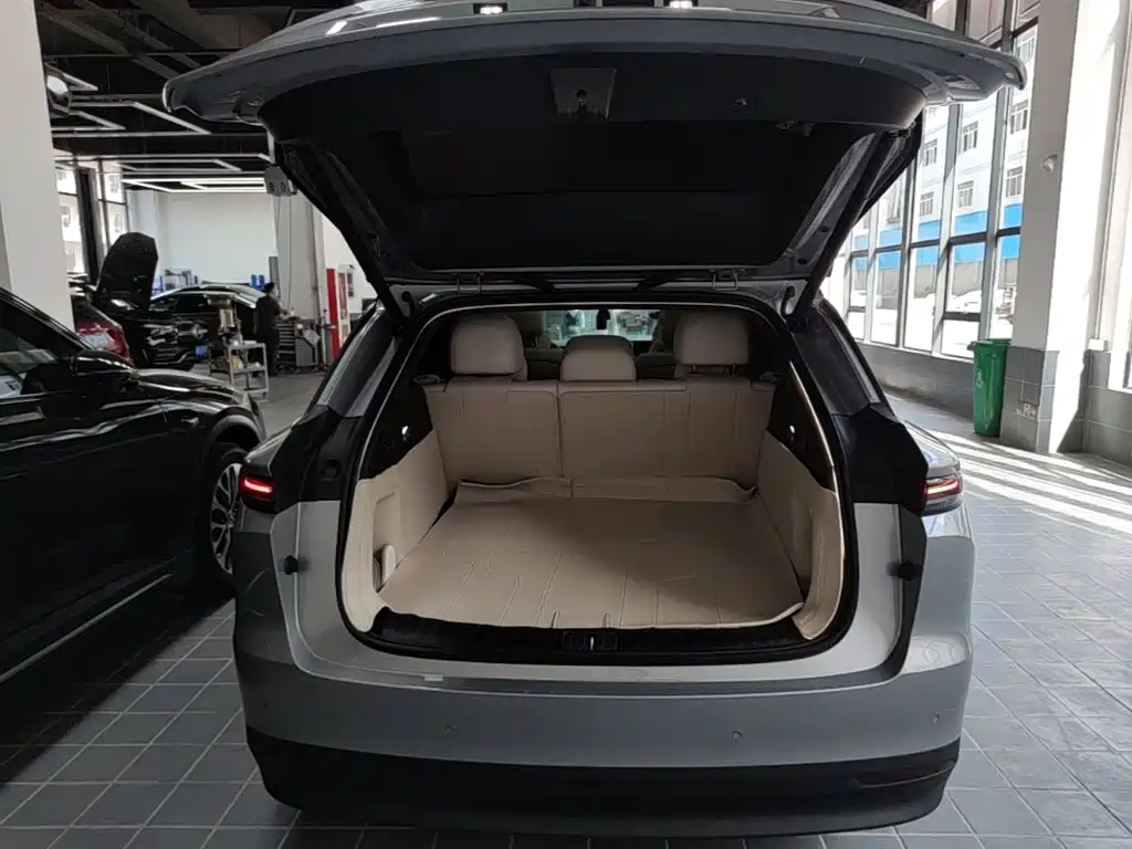 Li Auto Li i6 — миниатюра 19