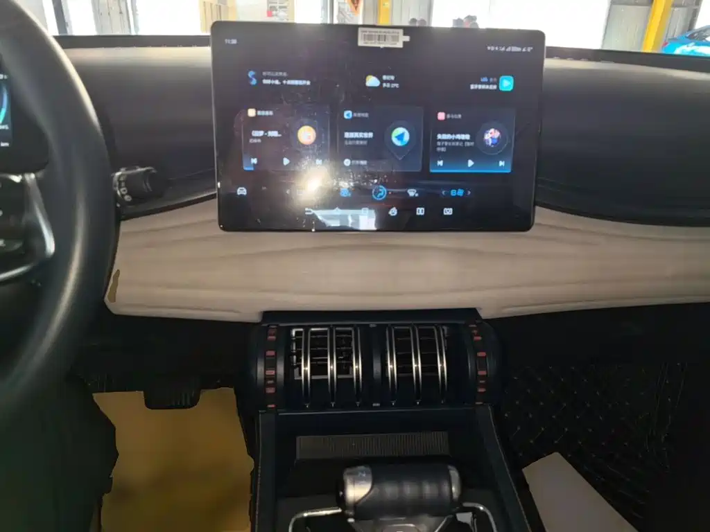 BYD Yuan Plus — миниатюра 10