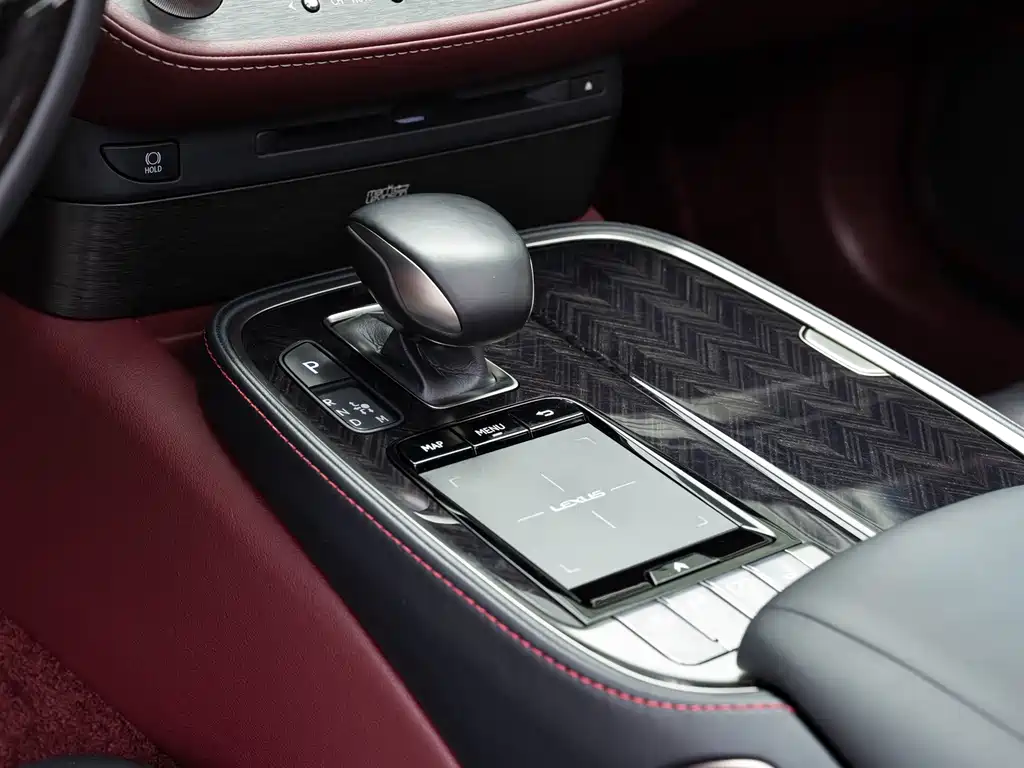 Lexus LS — миниатюра 15