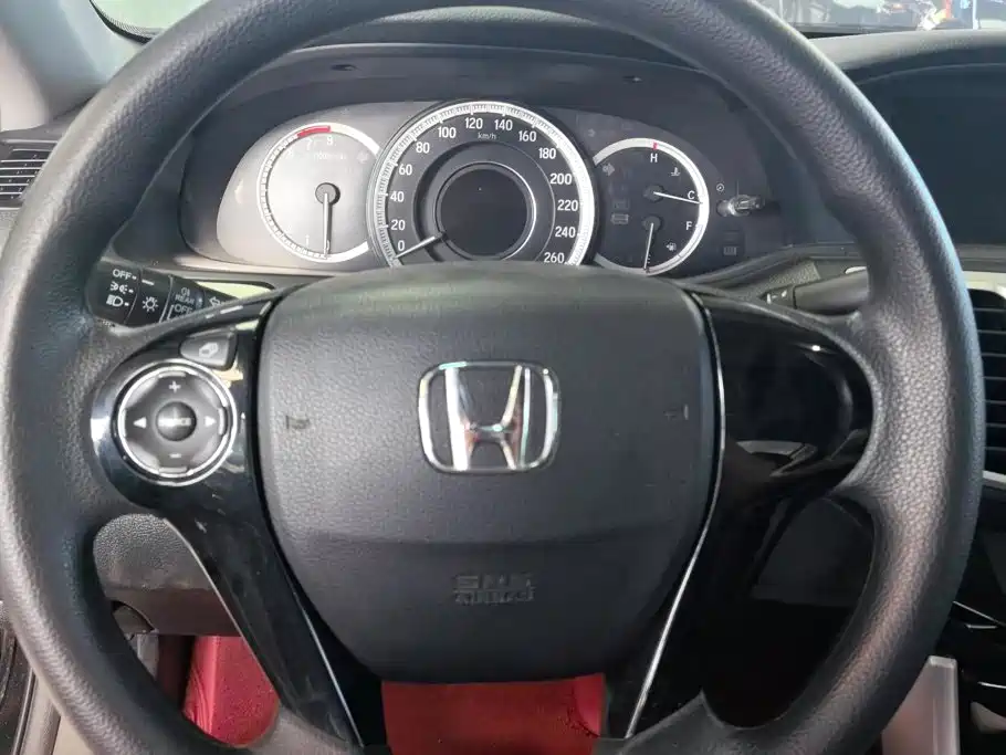 Honda Accord — миниатюра 15