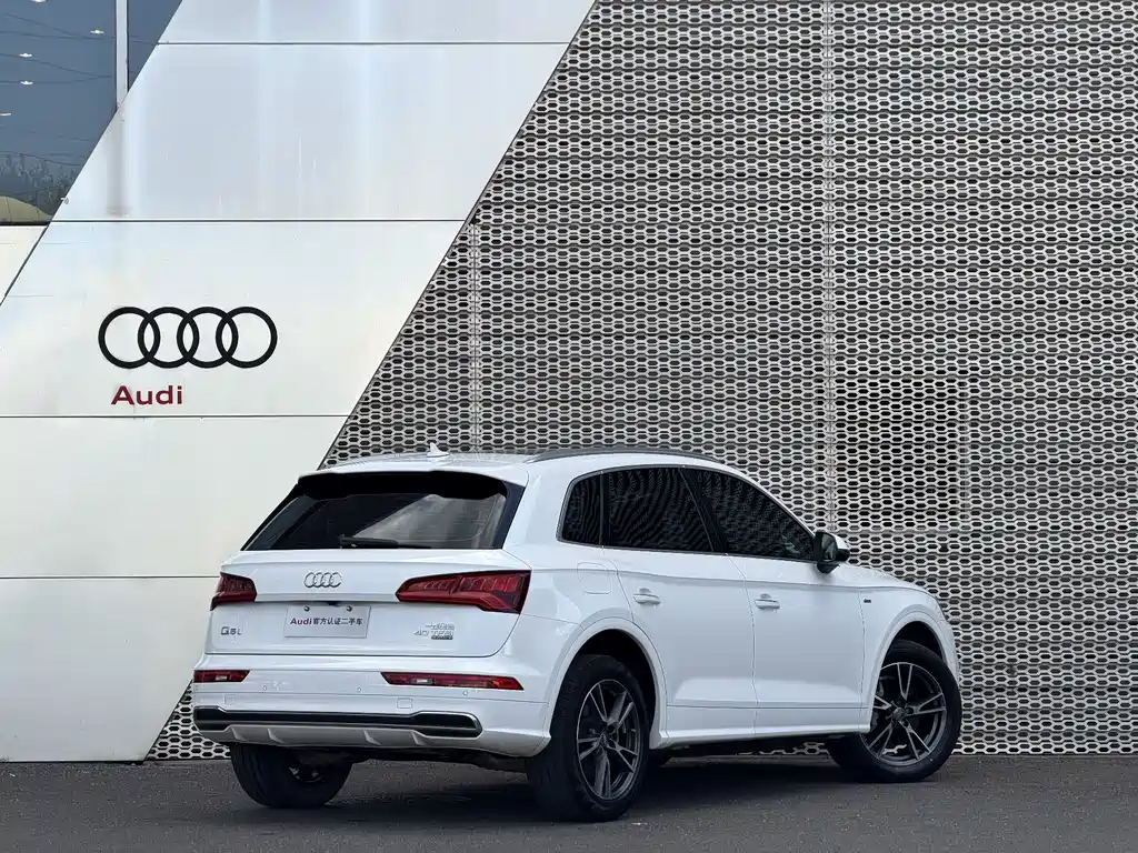 Audi Q5L — миниатюра 4