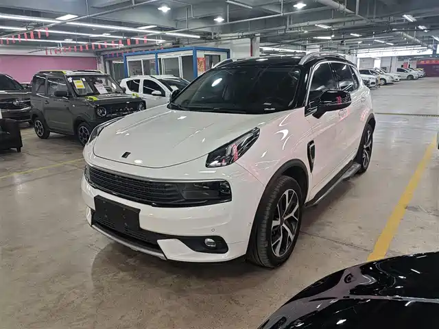 LYNK &CO. 01 EM P 2018
