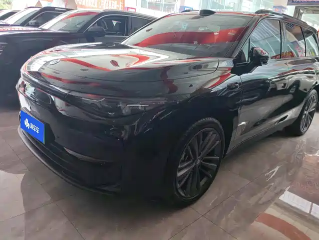 2025 Leapmotor C16