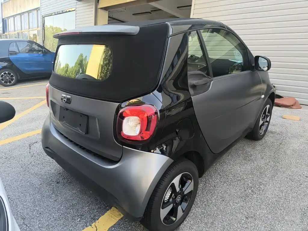 smart Smart Fortwo — миниатюра 7