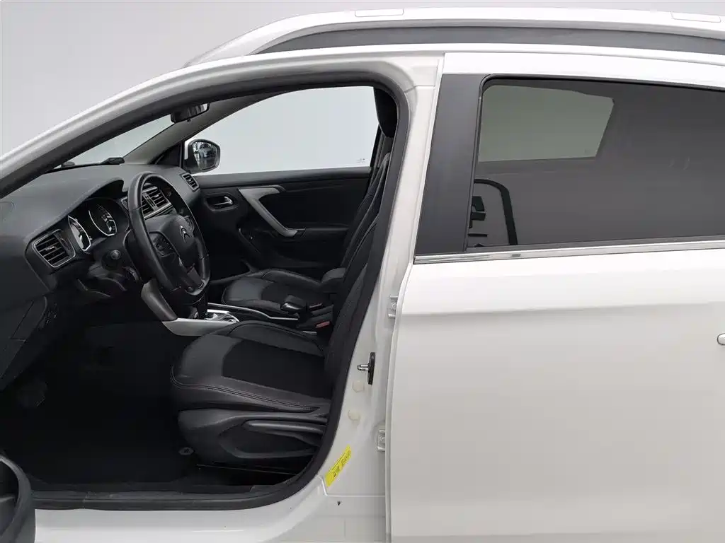 Citroen C3-XR 2015 1.6L AT