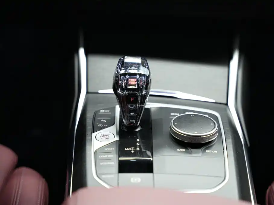 BMW 3 Series — миниатюра 15