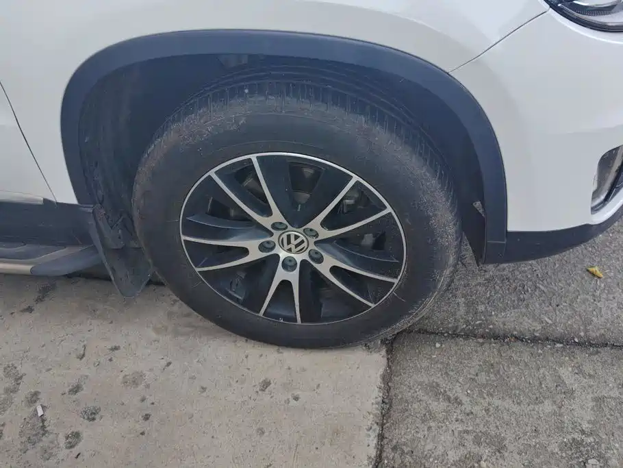 Volkswagen Tiguan — миниатюра 6