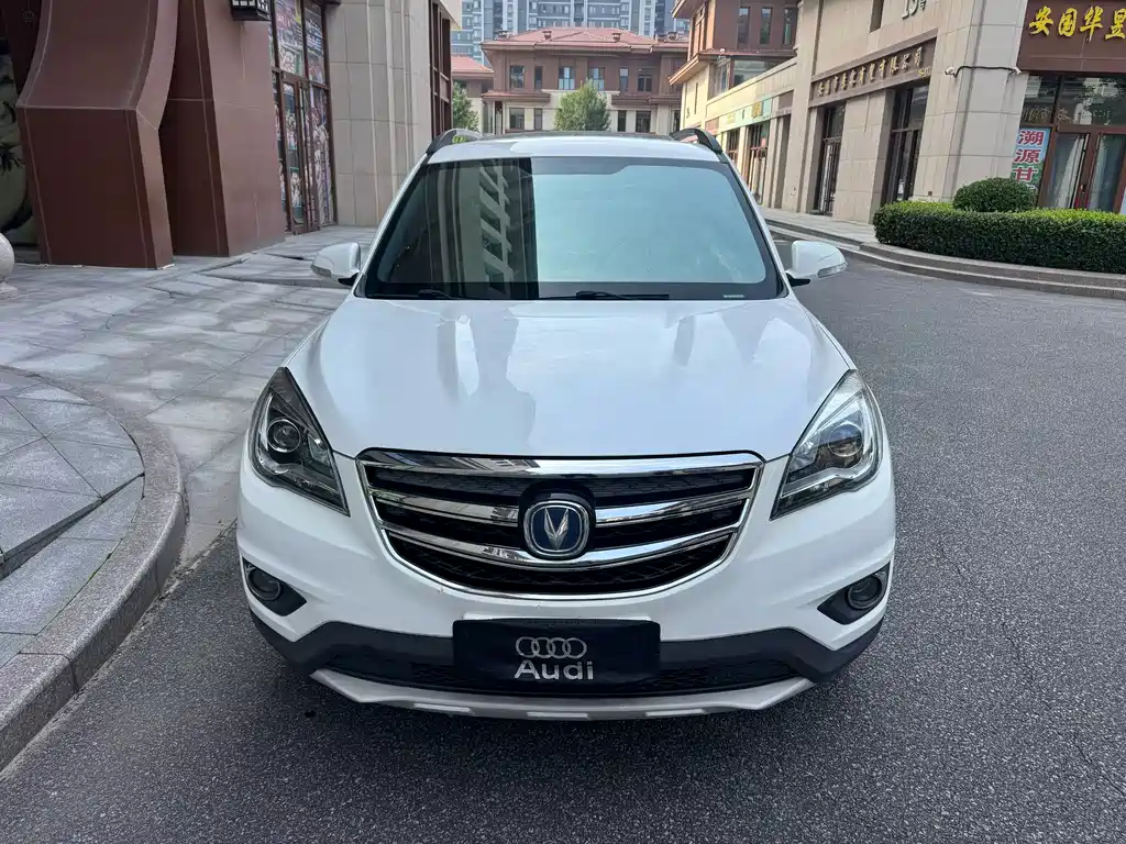 Changan CS35 — миниатюра 2