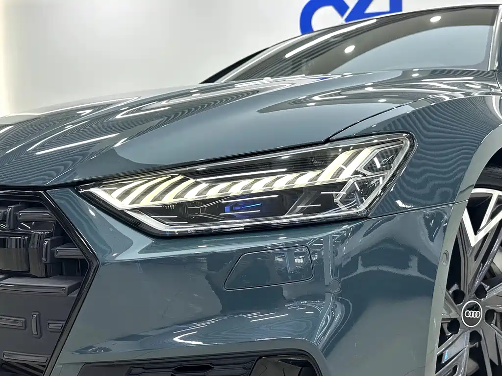 Audi A7L 2022 55 TFSI quattro S-line edition one