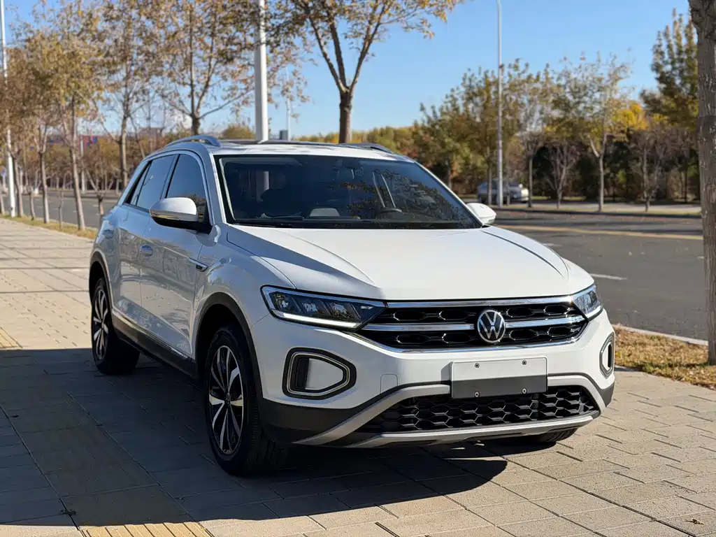 Volkswagen T-Roc — миниатюра 3