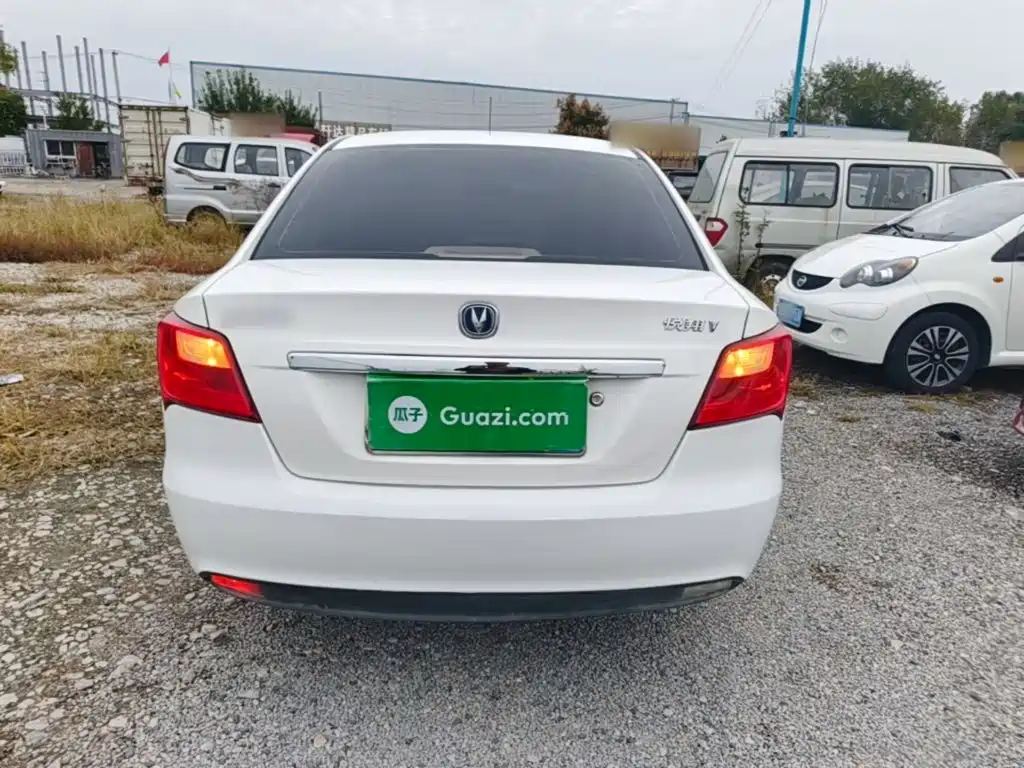 Changan V3 — миниатюра 6