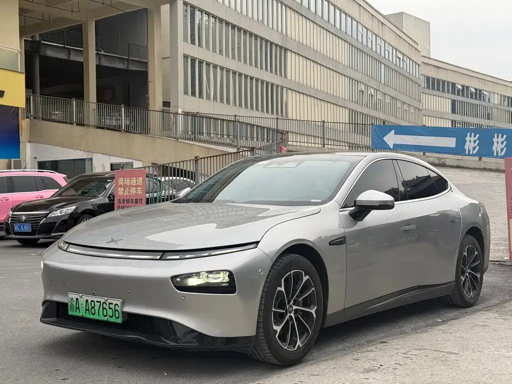 XPeng P7