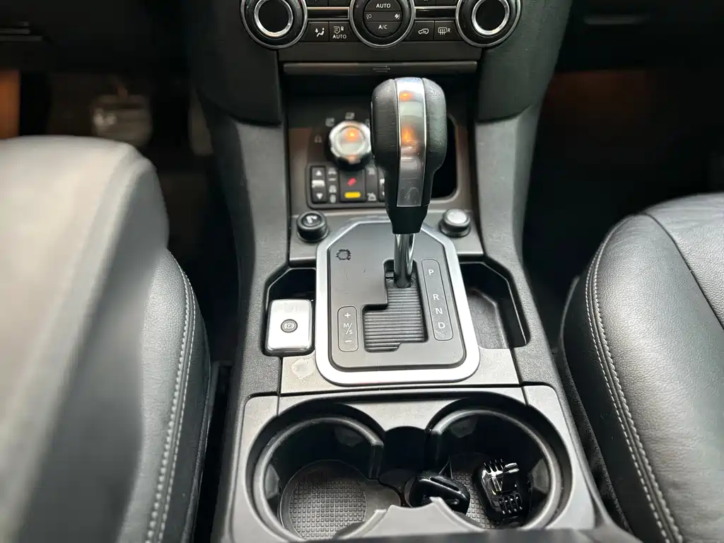 Land Rover Discovery — миниатюра 29