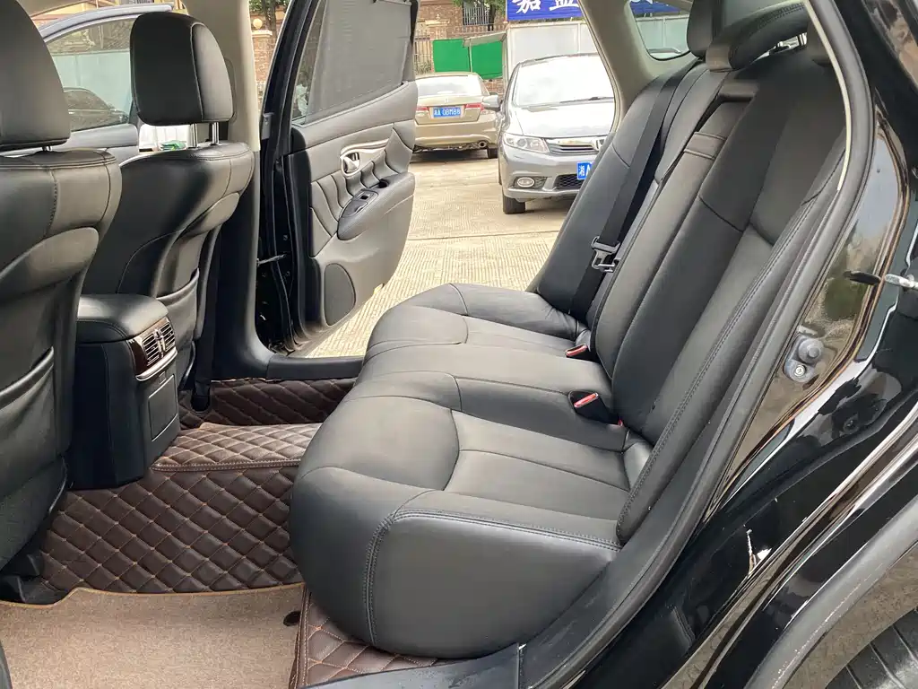 Infiniti Q70 2017 Q70L 2.5L Enjoy