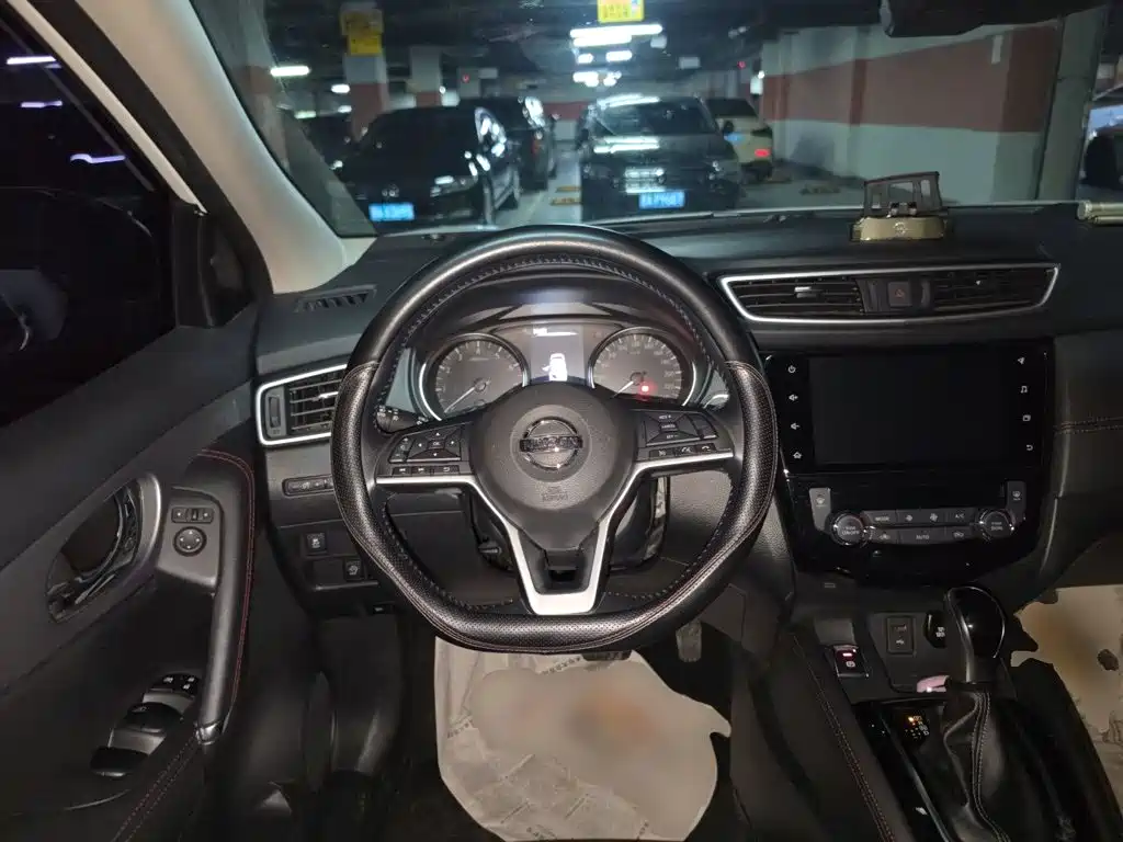 Nissan Qashqai — миниатюра 6