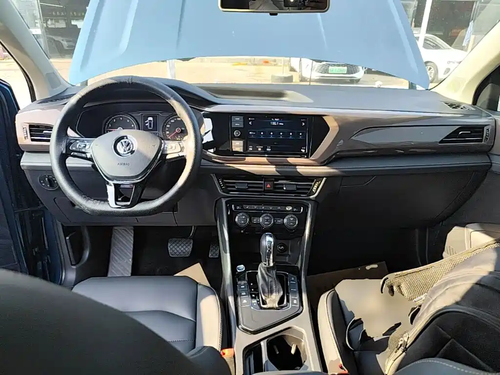 Volkswagen Tharu — миниатюра 10