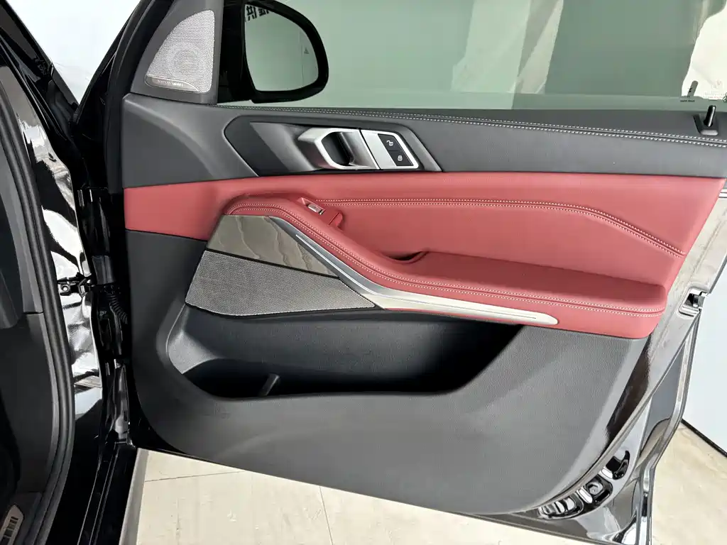 BMW X5 — миниатюра 26