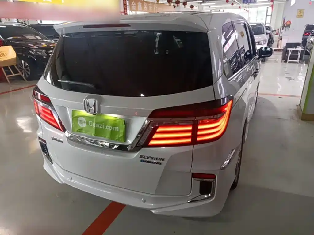 Honda Elysion 2019 2.0L Luxury