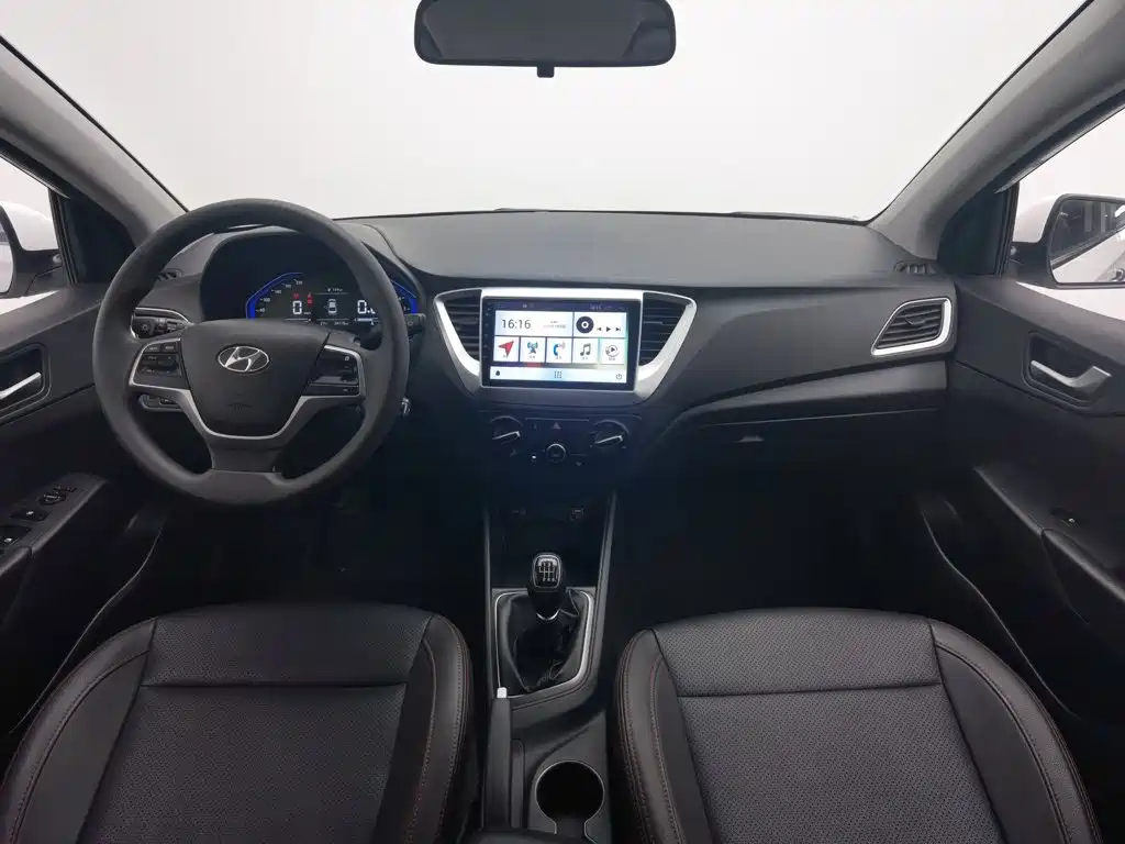 Hyundai Verna — миниатюра 5
