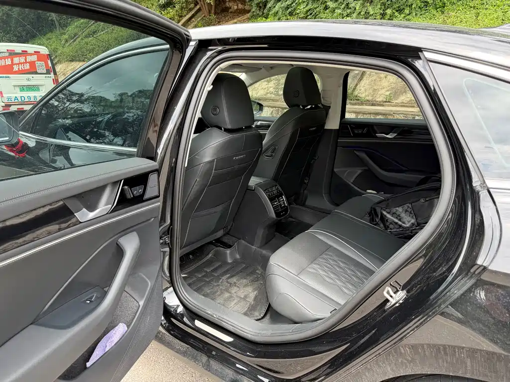 Volkswagen Magotan — миниатюра 7