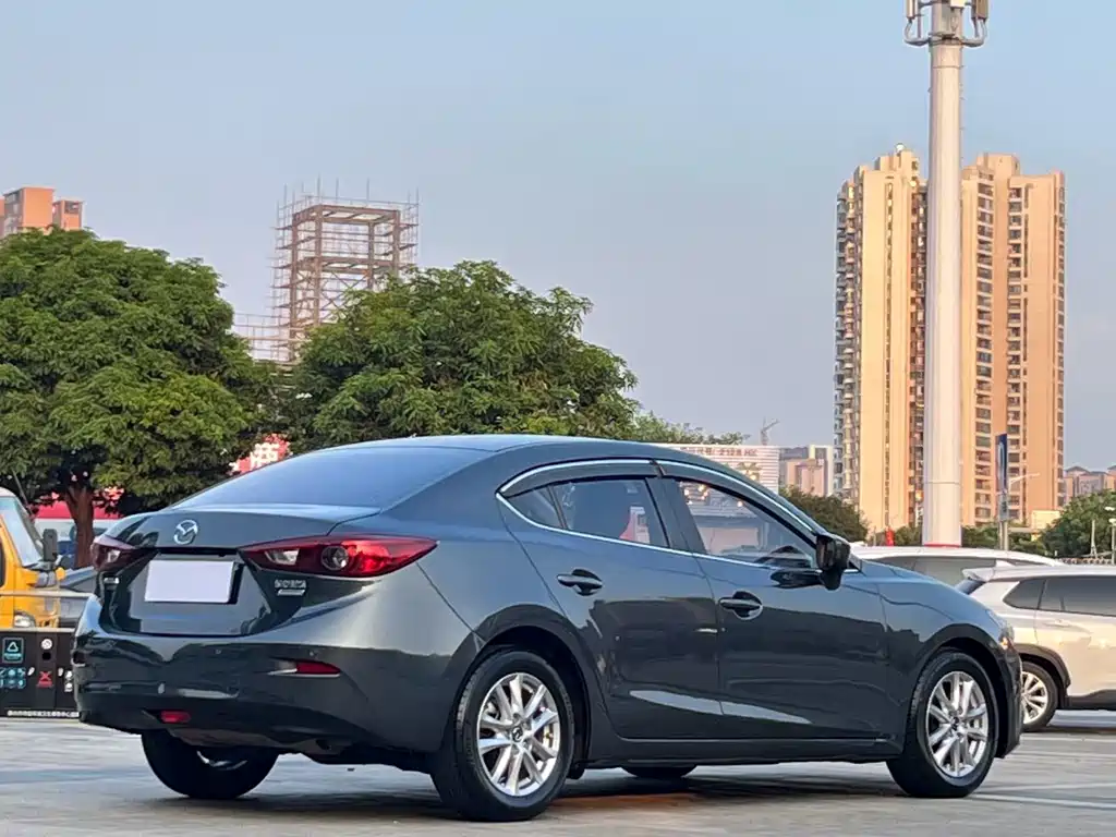 Mazda 3 Axela — миниатюра 7