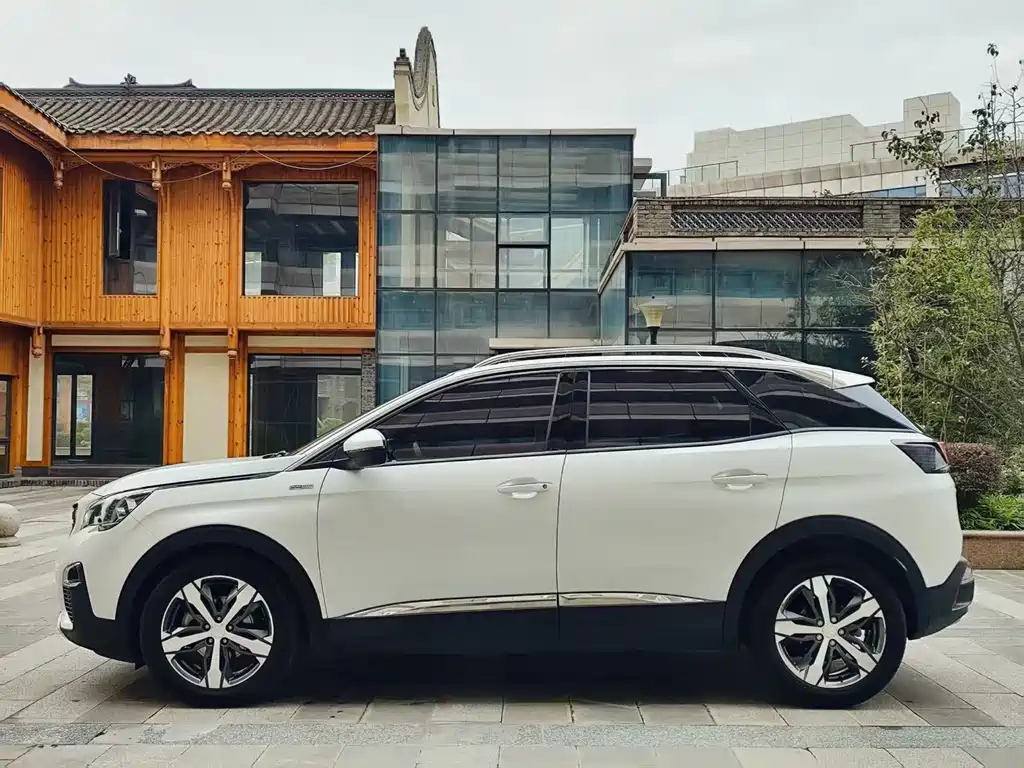 Peugeot 4008 — миниатюра 4