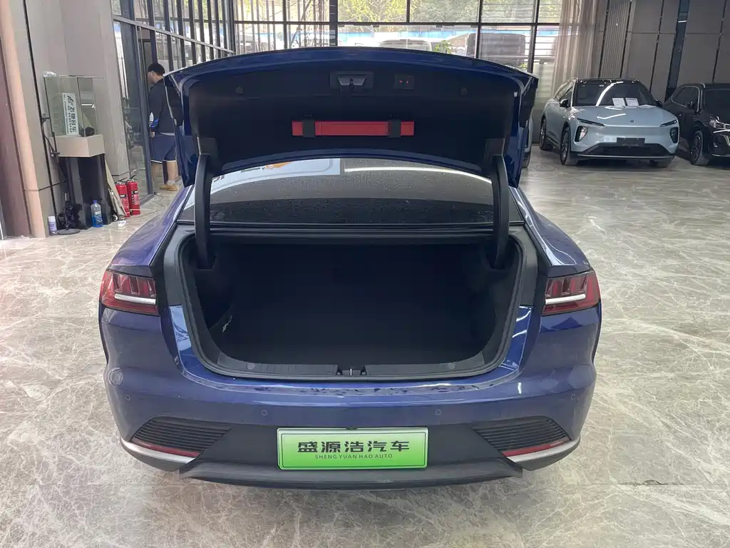 BYD Han — миниатюра 8