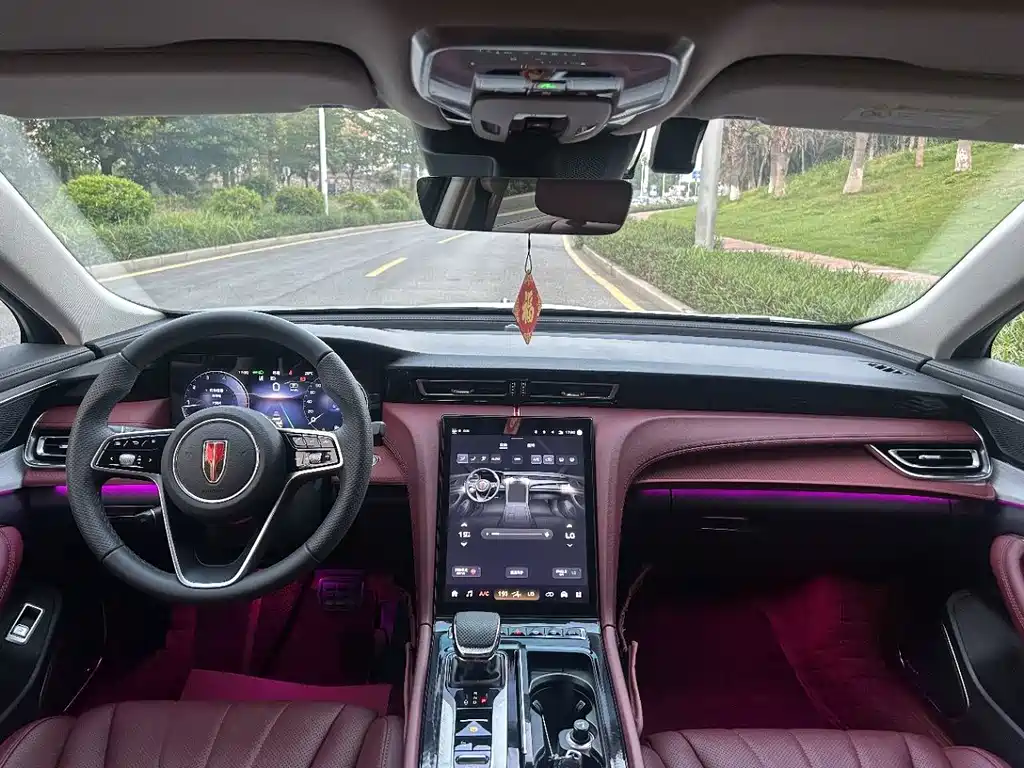 Hongqi Hongqi H5 — миниатюра 6