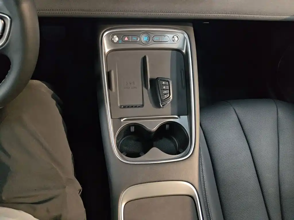 BYD Sealion 05 EV — миниатюра 14