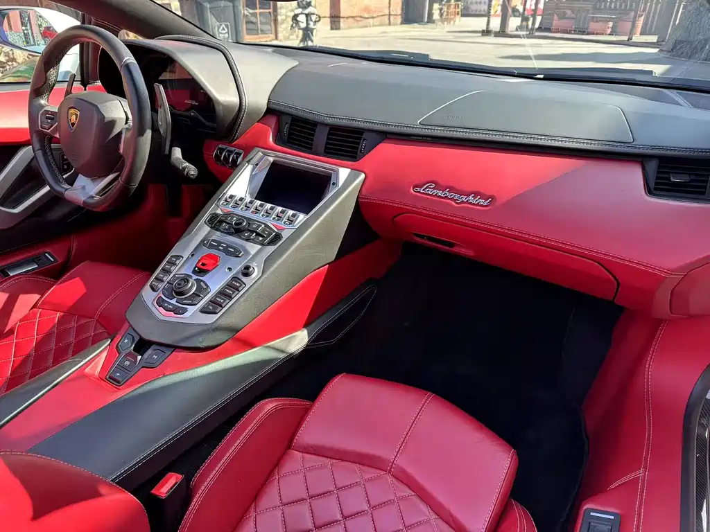 Lamborghini Aventador 2017 Aventador S