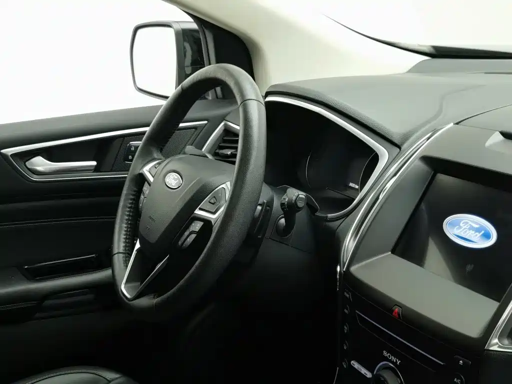 Ford Edge — миниатюра 22