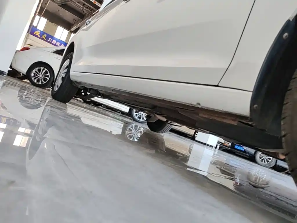 Volkswagen Santana — миниатюра 21