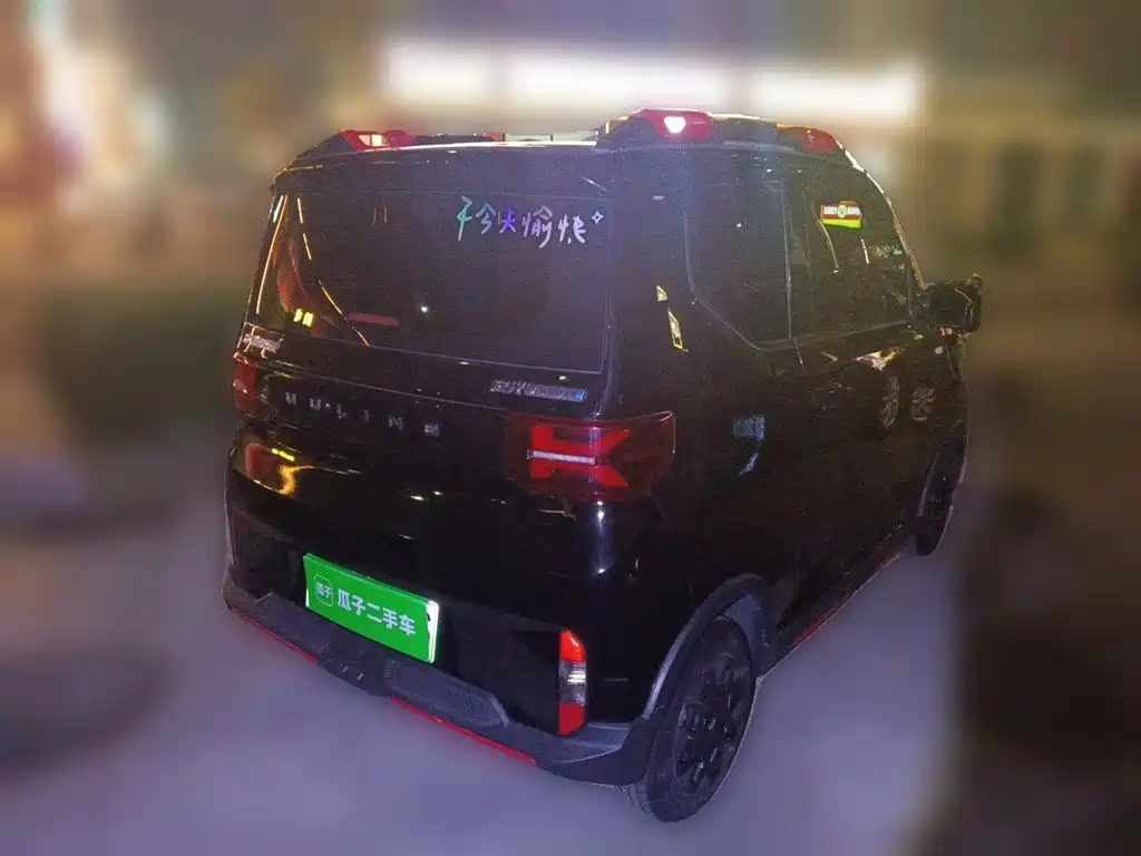 Wuling MINIEV — миниатюра 4