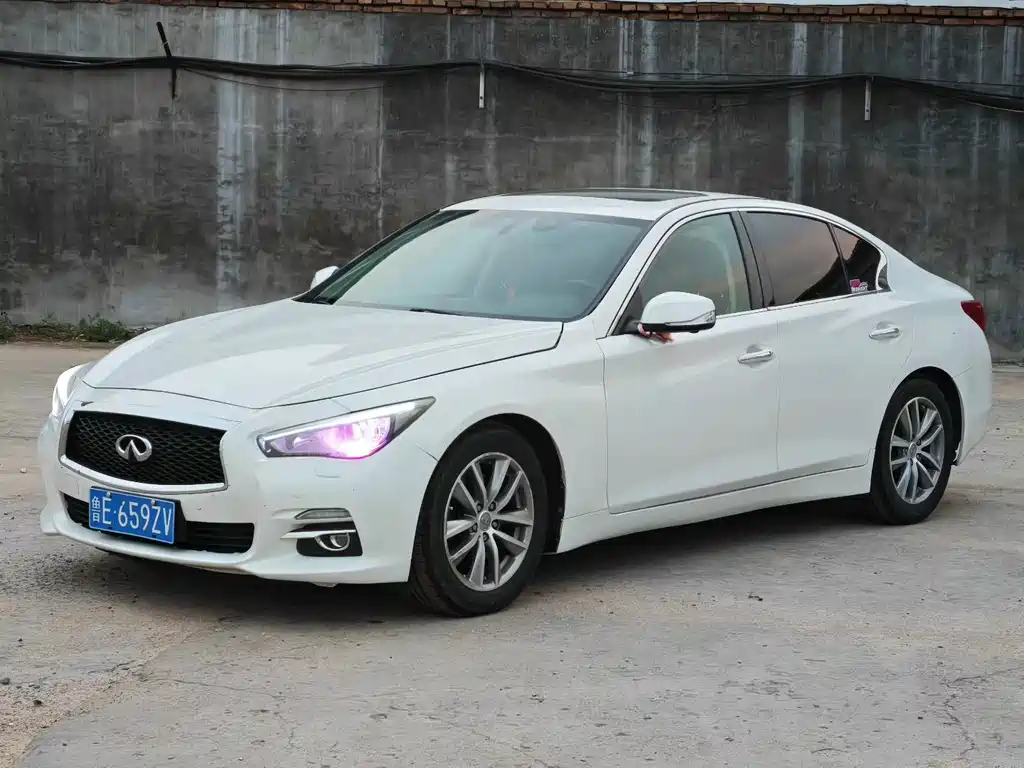 Infiniti Q50 — миниатюра 2