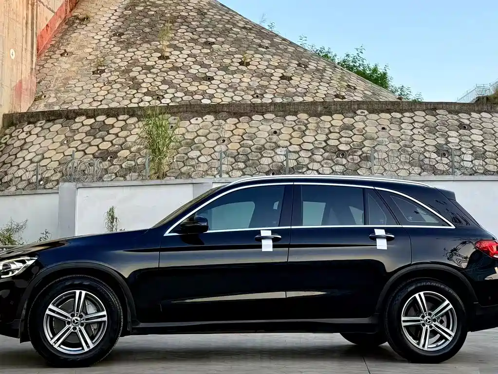 Mercedes-Benz GLC — миниатюра 3