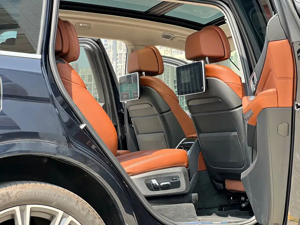 BMW X7 — миниатюра 7