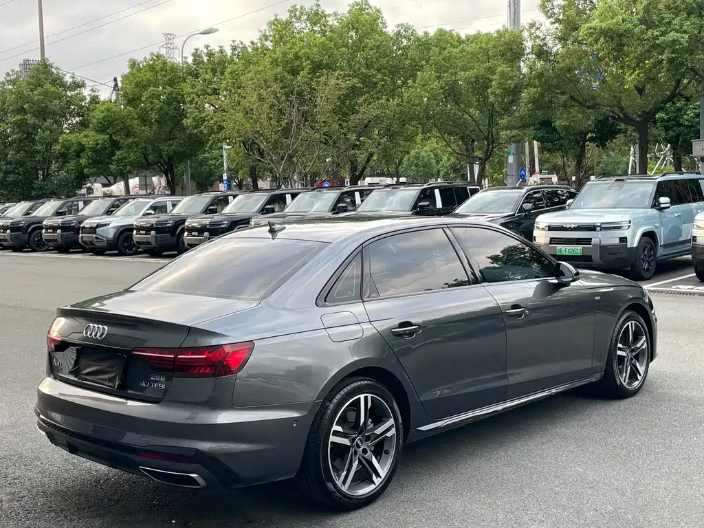 Audi A4L — миниатюра 25