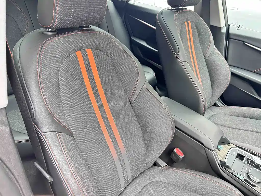 BMW 2 Series (Import) — миниатюра 10