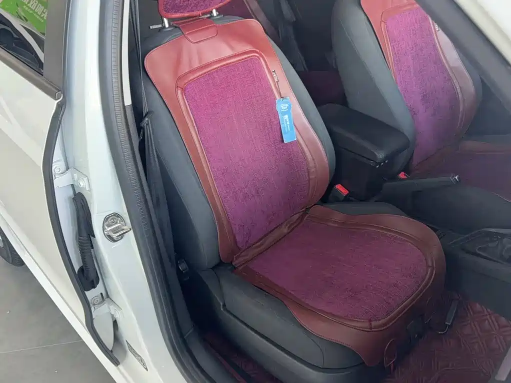 Volkswagen Lavida — миниатюра 4