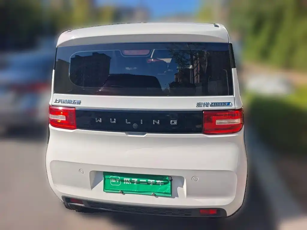 Wuling MINIEV — миниатюра 3