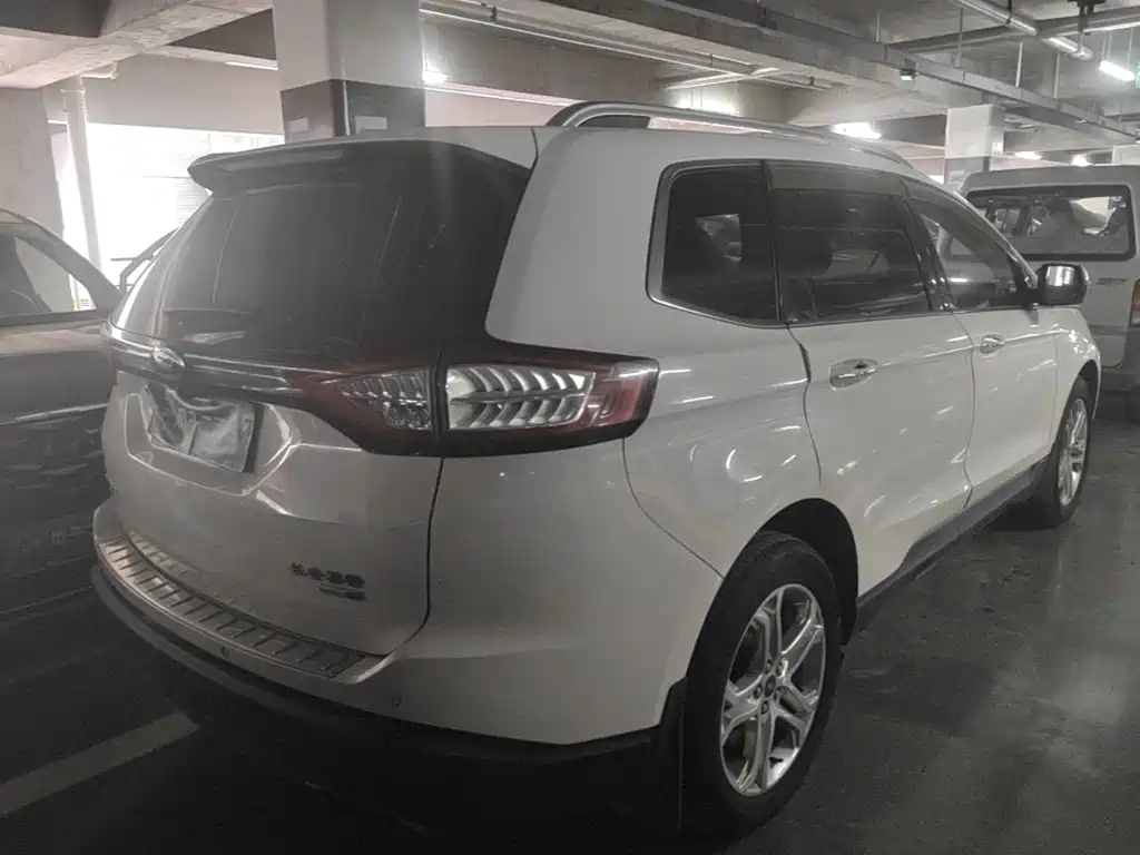 Ford Edge — миниатюра 4