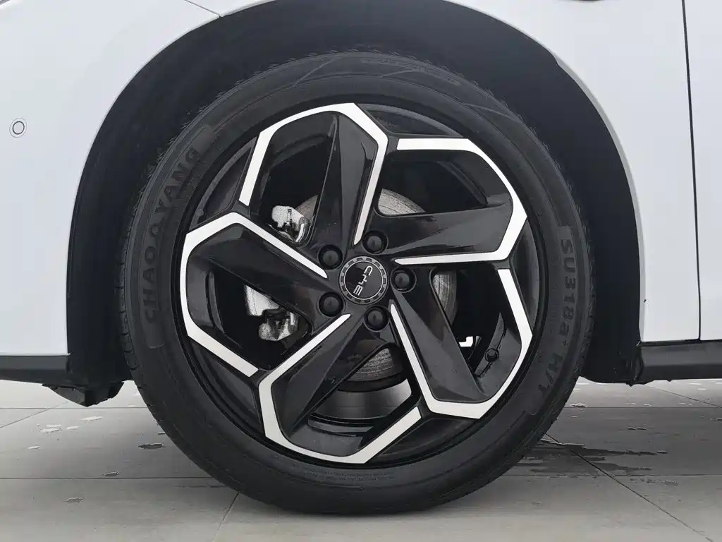 BYD Seals 06 DM-i версия для путешествий — миниатюра 17