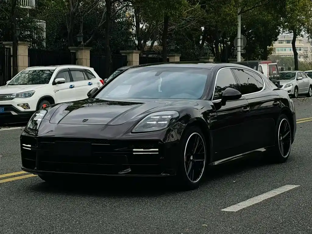 Купить Porsche Panamera