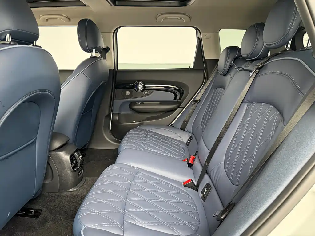 Mini Clubman 2023 1.5T COOPER
